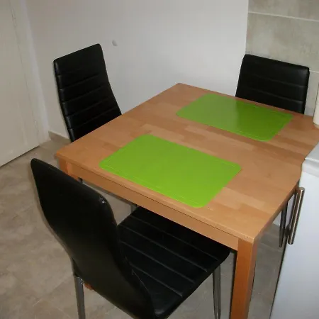 Appartement With A Parking Space - 11163 Split